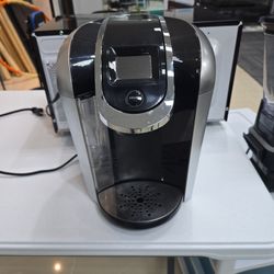 KEURIG COFFEE MACHINE
