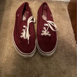 Low Cut Red Vans Size 9.5