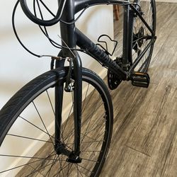 Black Specialized Sirrus- Rides Great- Medium 