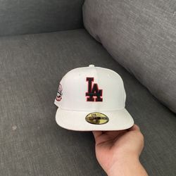 LA Hat 7 1/8