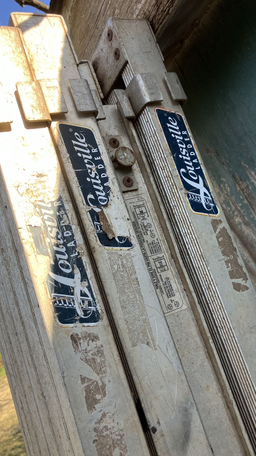 LOISEVILLE LADDER CO. - SCAFFOLDINGS