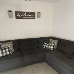 Sectional Couch 