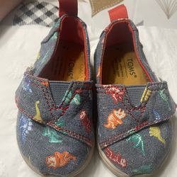 Toddler Boys Tom’s Shoes