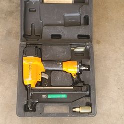 Bostitch 16 G Nailer