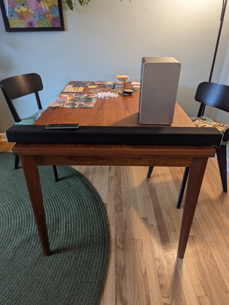 Vizio 2.1 Soundbar w/Subwoofer 