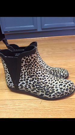 Capelli rain boots sz 6