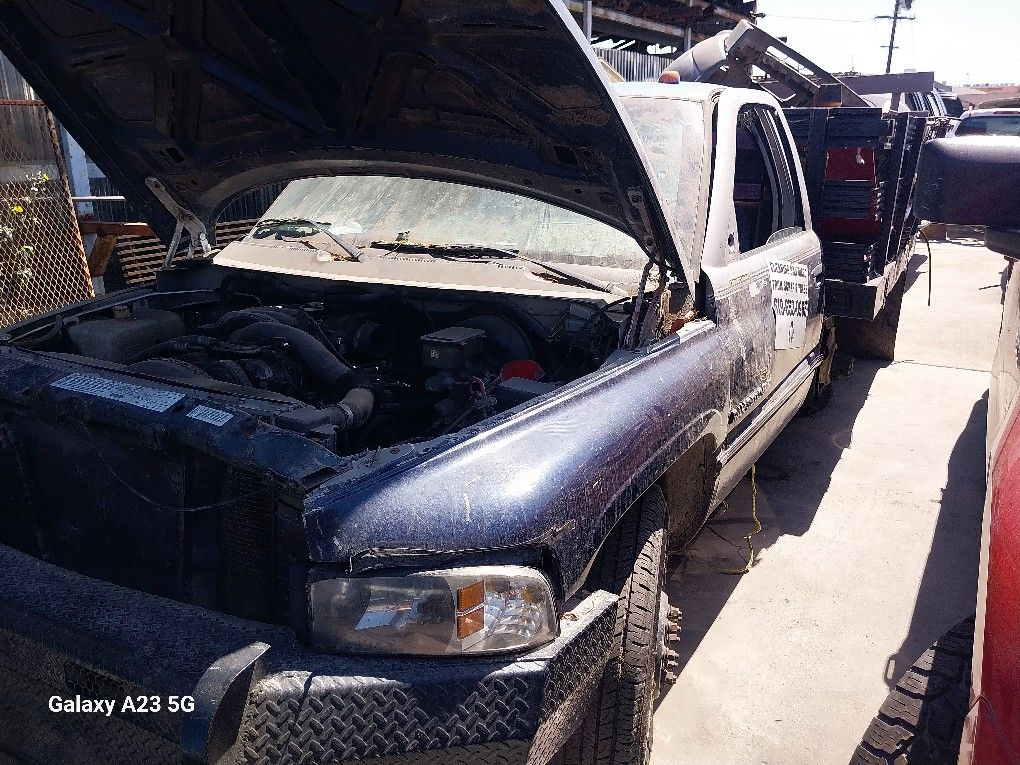 1996 Dodge 3500 For Parts