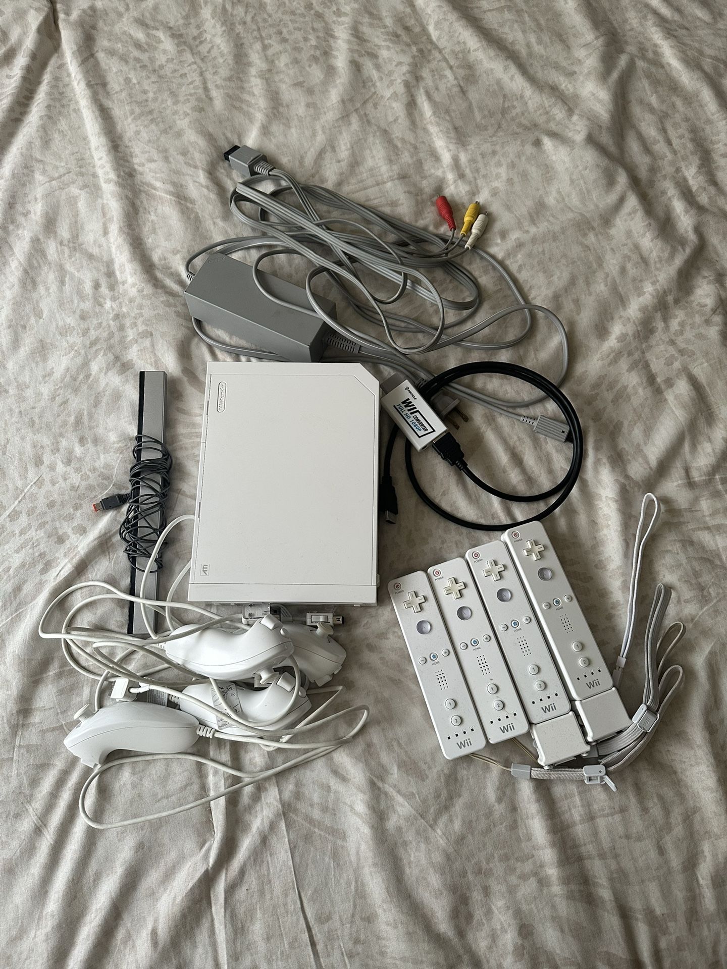 Nintendo Wii Console Bundle