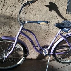 Schwinn Huntington Beach Cruiser Bike