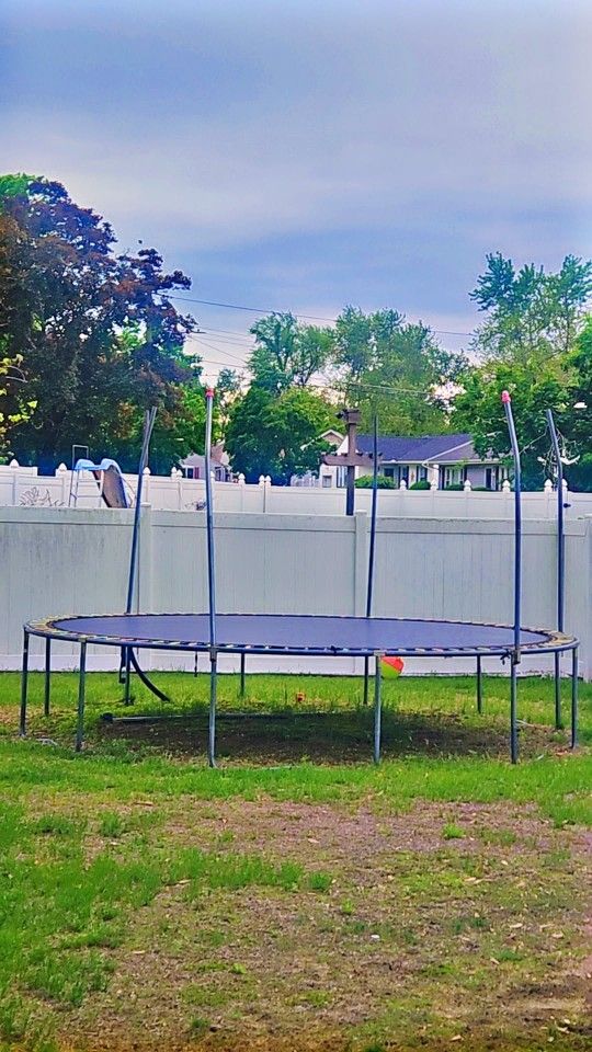 Trampoline