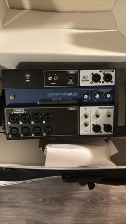 Soundcraft Ui12