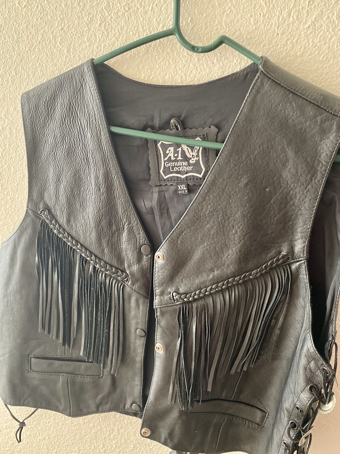 Genuine Leather Motor Cycle Vest   Unsex 