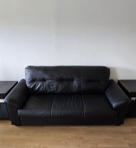 3 Seater Sofa Loveseat Like New.