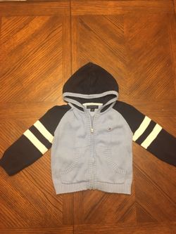 EUC tommy boys hoodie sweater size 2T