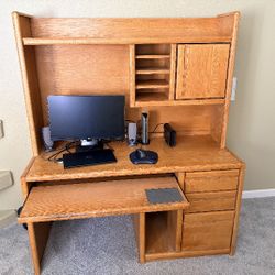Wooden Computer Desk 4'7" x 2'1" x 5'5 tall