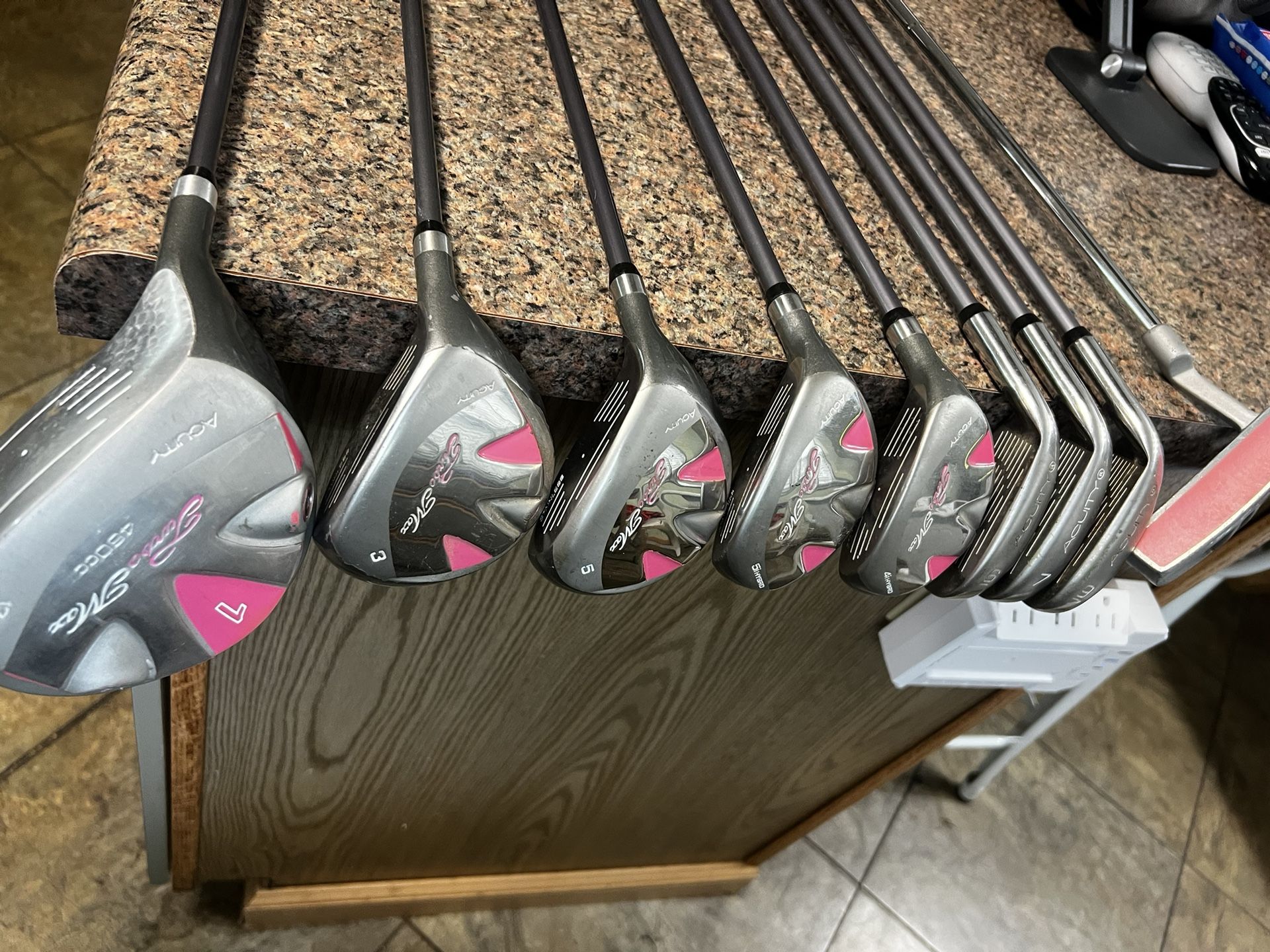 Golf, Women’s Set, Ladies, Flexe, 135 Metal Woods, Four And Five Hybrids, Ions Includes Putter And Gr888 Bag, $169 For All