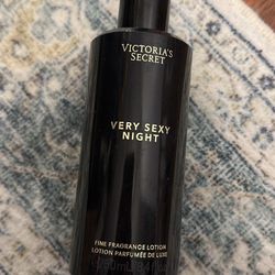 Victoria Secret Lotion- Unopened 