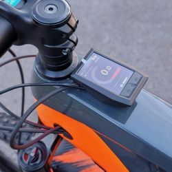TREK-E-BIKE