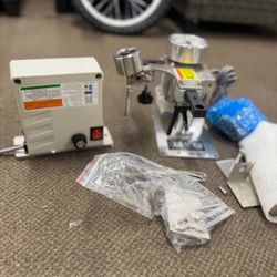 110V 550W Electric Professional Bench Belt Sander Powerful 0.8 HP Bench Belt Sander with two 1 x 30 Inch Belts