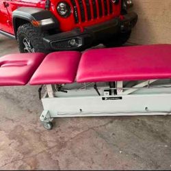 $150 Nice Table  Massage  