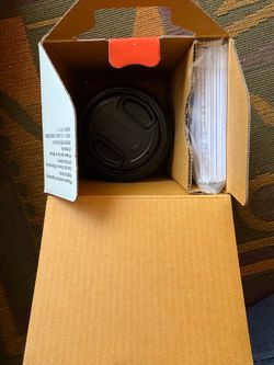 28mm SONY Lense - Like New