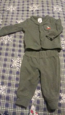 Carters NB Baby pants and top