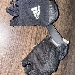 Adidas Gloves Size small