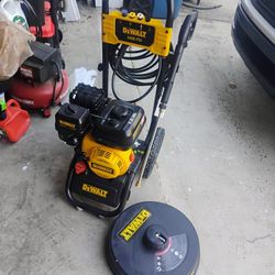 DeWalt Gas Pressure Washer 