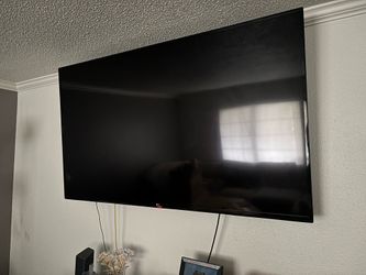 70in LG TV