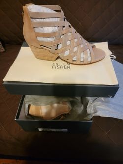 Eileen Fisher Women's Shoes Size 81/2 Beige 