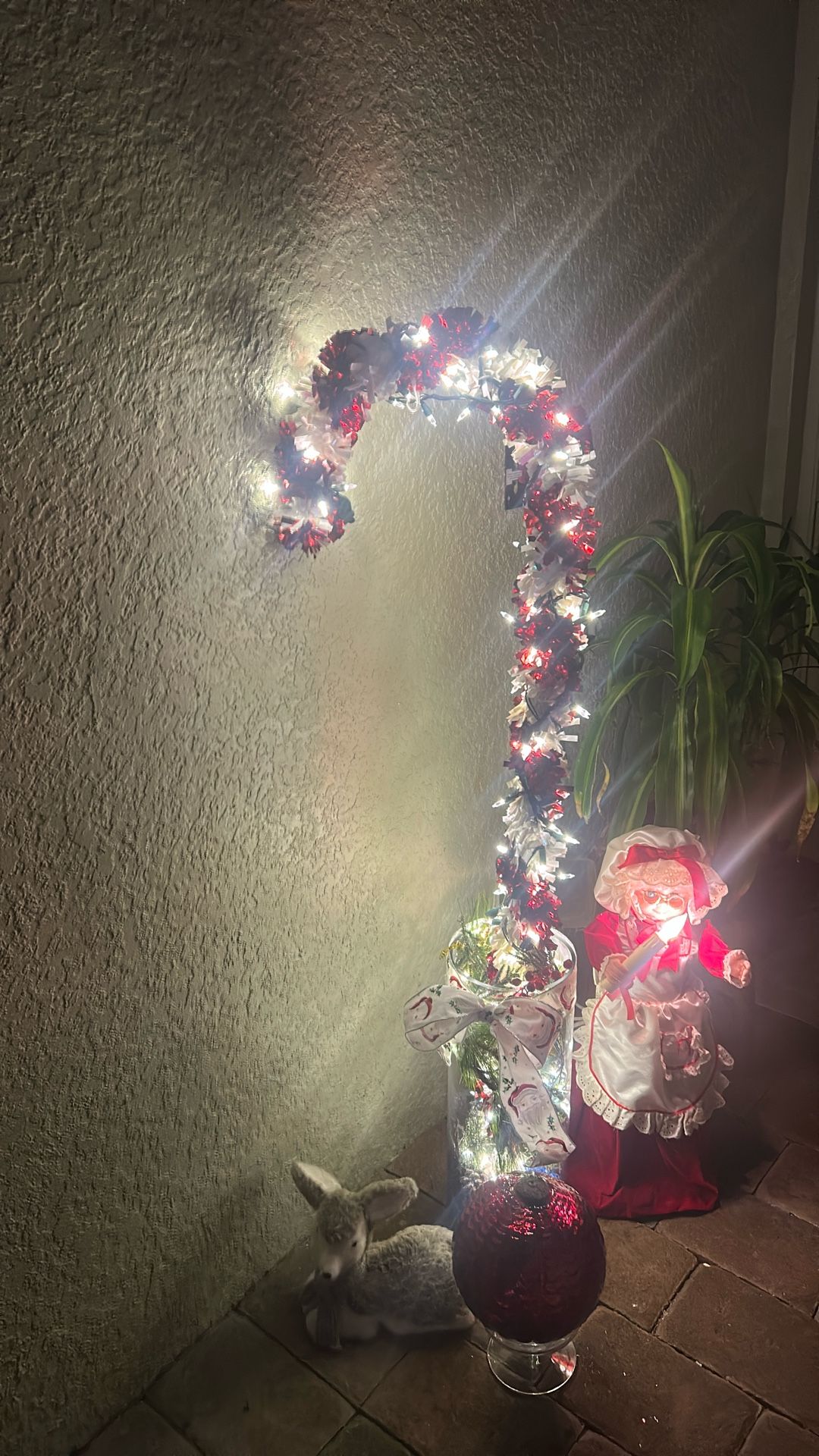 Get Up Candy Cane 5 Foot Tall Candy Cane With White Lights