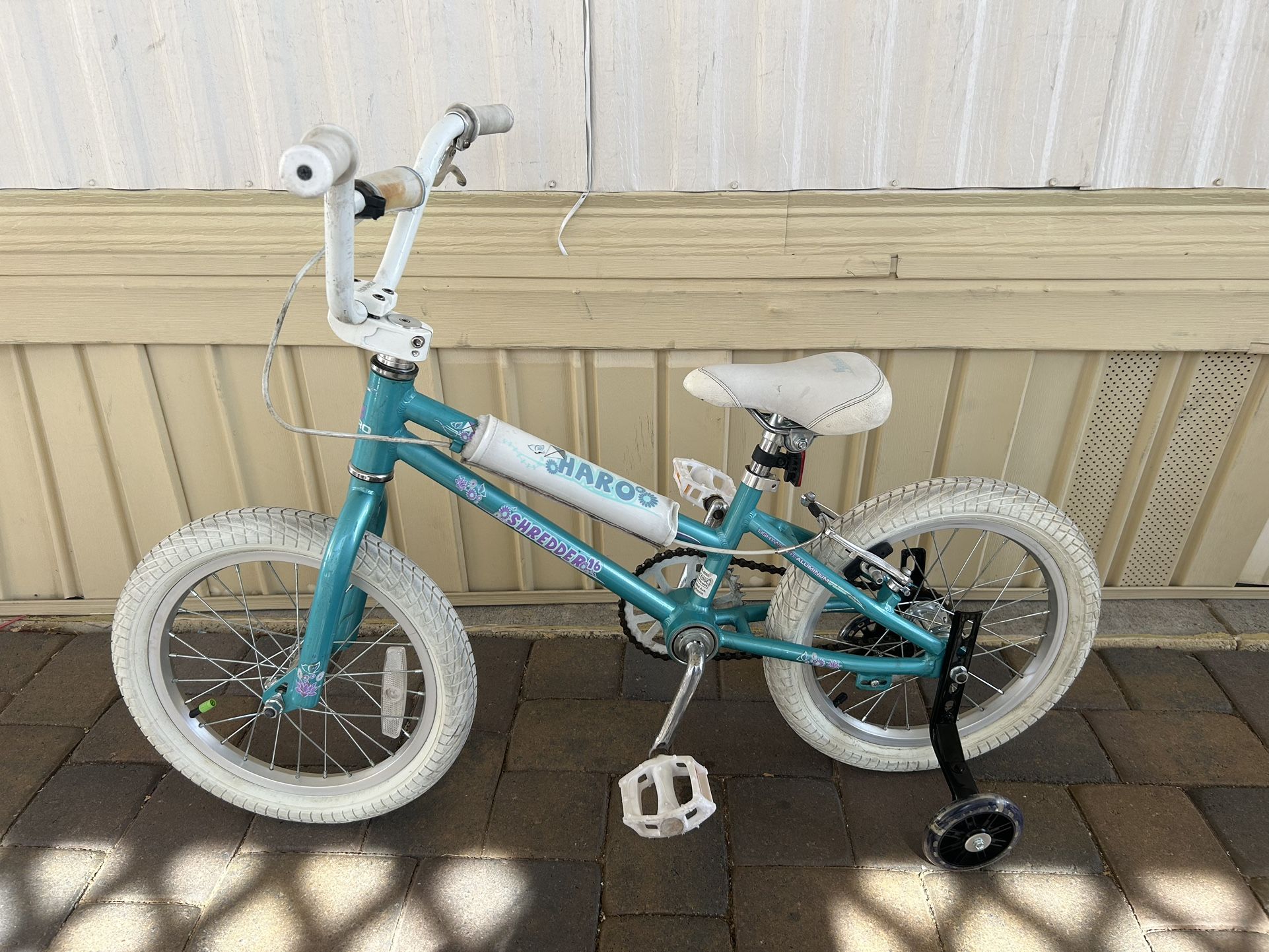 Haro Shredder 16 Kids Bike