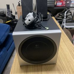 Logitech Z-2300 Subwoofer And Speakers