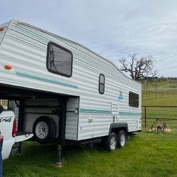 Nash North 5th Wheel  