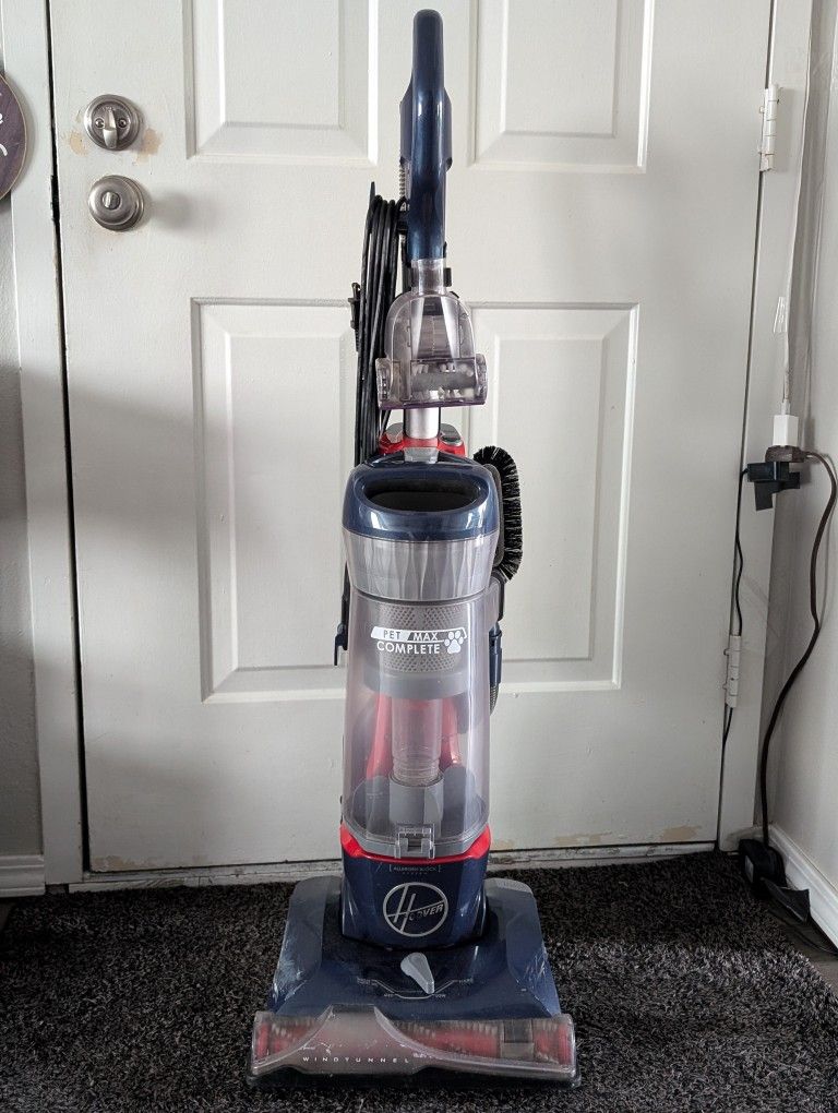 Hoover Pet Max Complete Upright Vacuum