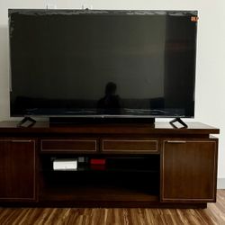 🖥️ TV Stand for Sale – Fits up to 70” TV!