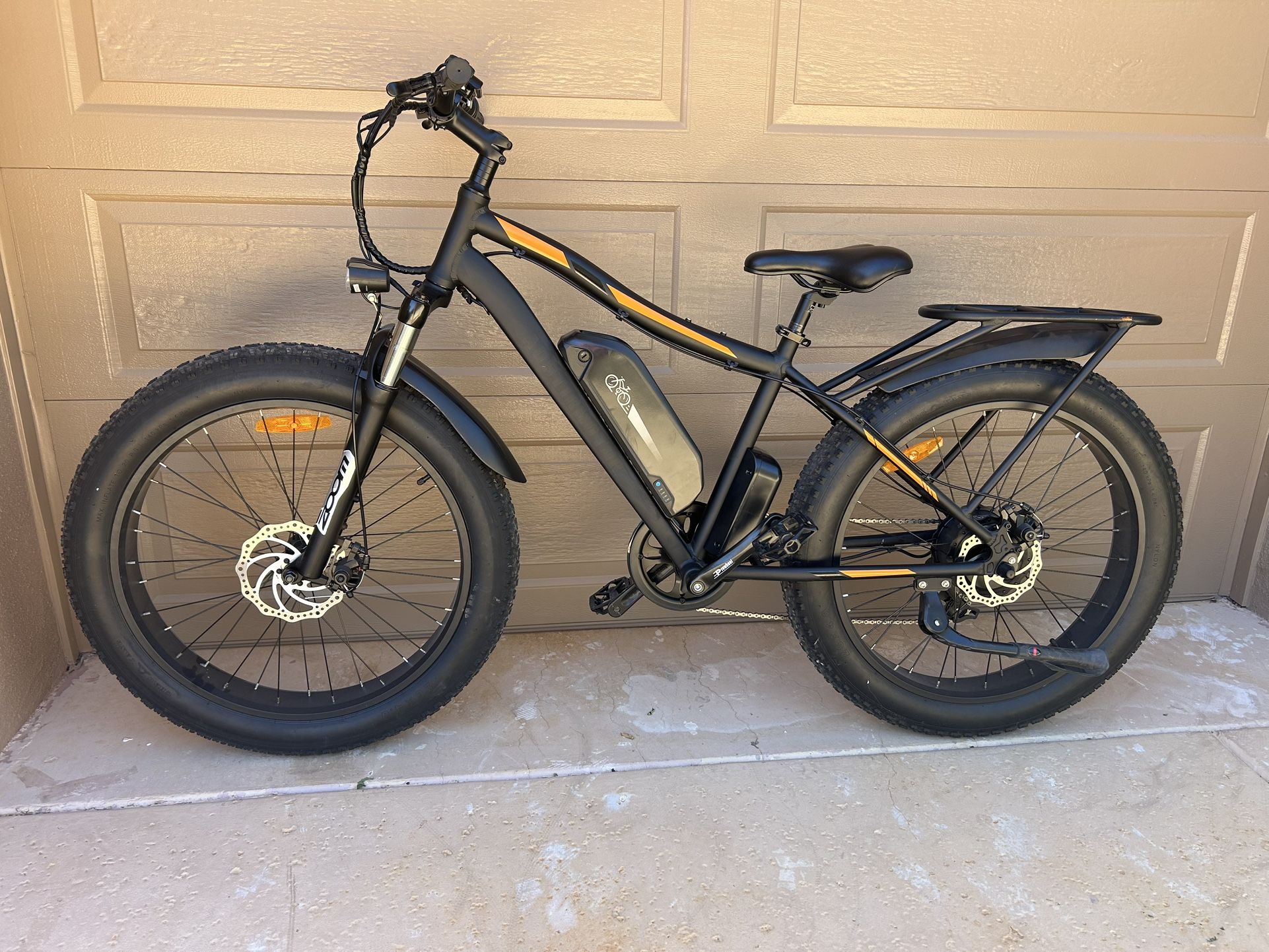 Aostirmotor E-bike With Low Miles