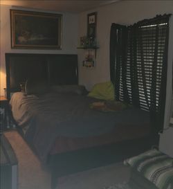 QUEEN SIZE BED FRAME