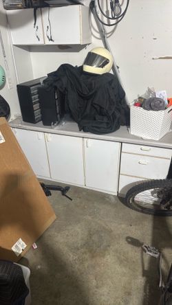 FREE kitchen counter