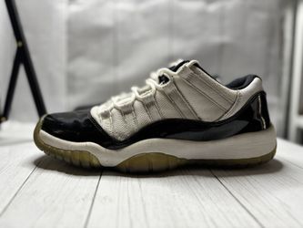 Jordan 11 Low Concord