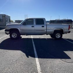 2005 Chevrolet Silverado 2500 HD Crew Cab