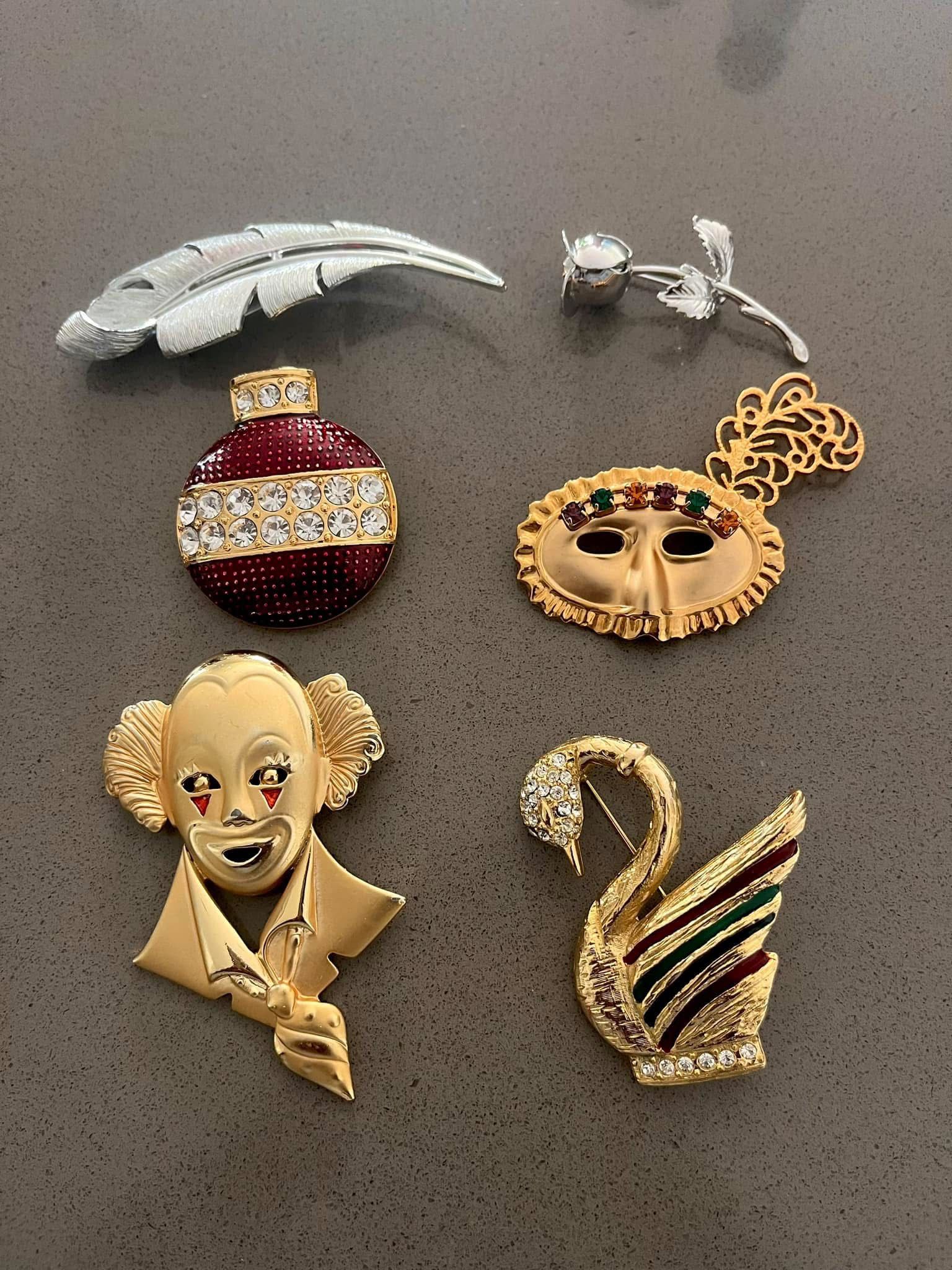 Vintage Brooches