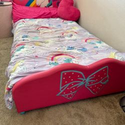 Jojo The Siwa Set Bed With Mattress & Mini Closet 