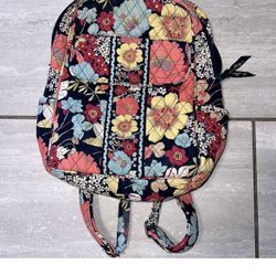 Vera Bradley Floral backpack Purse Like New condition Reg. $120 Now Just $30