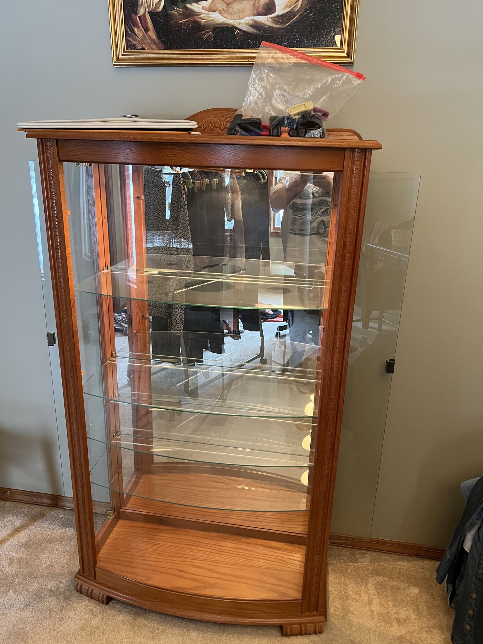 Lighted Curio Cabinet 