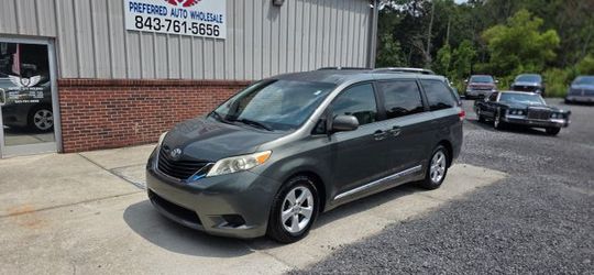 2013 Toyota Sienna