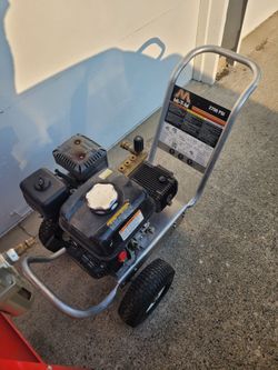 Mi-T-M Pressure Washer 2700 PSI