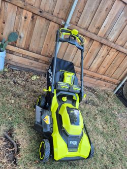 RYOBI
40V HP Brushless 21 in. Cordless Battery Walk Behind Self-Propelled Lawn Mower with (2) 6.0 Ah Batteries and Charger