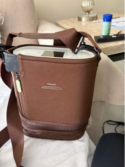 Portable oxygen machine