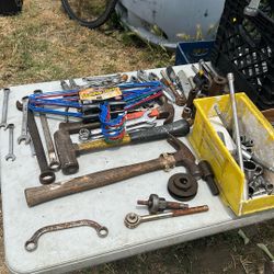 Garage Sale Today And Sunday Low Low Prices &1 And Up